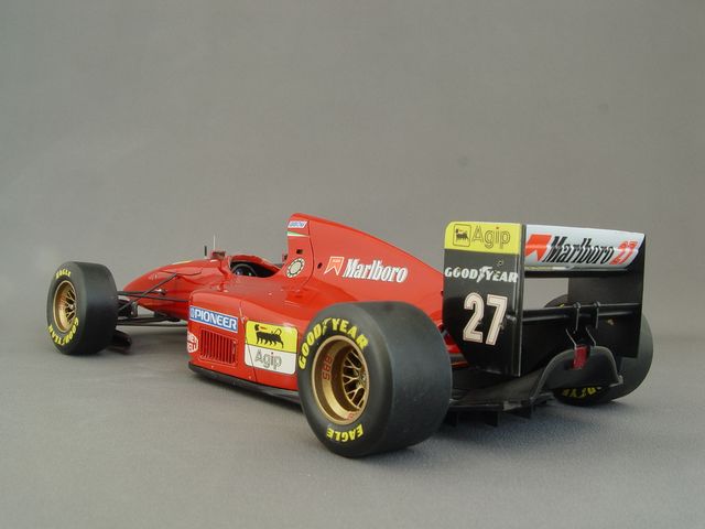 Ferrari 412T1: ペキモ
