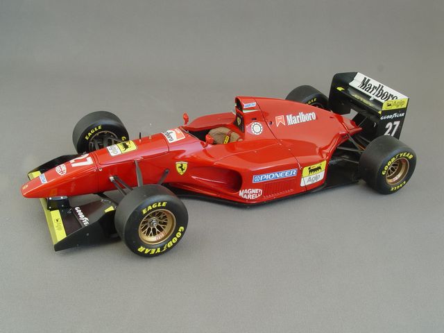 Ferrari 412T1: ペキモ