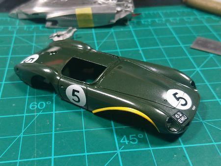 db3s063.jpg