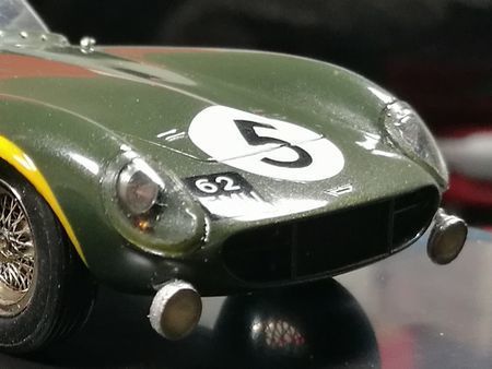 db3s087.jpg
